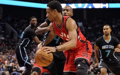 其边路推进 其边路推进