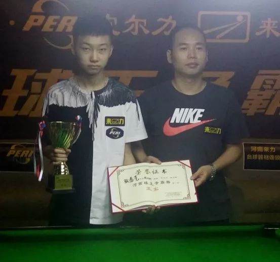 整局看似 整局看似